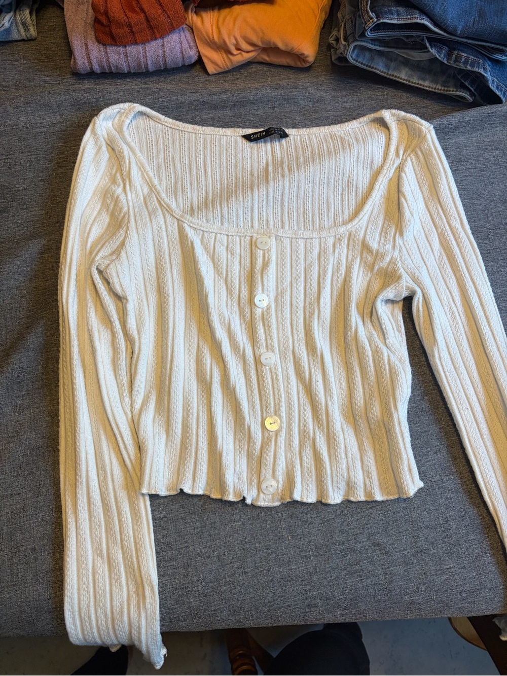 SHEIN White Ribbed Button-Front Scoop Neck Long Sleeve Top